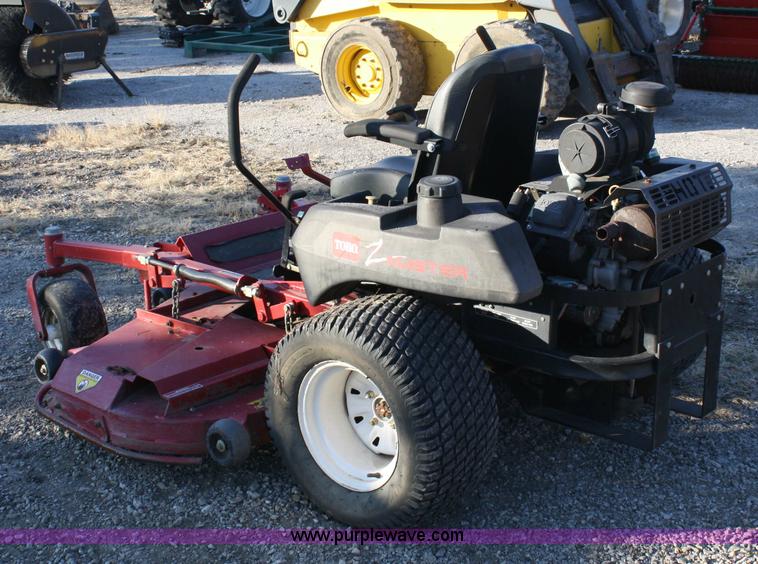 image for item 4864 2001 Toro Z-Master 286E zero-turn mower