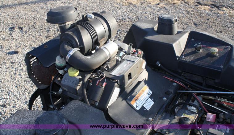 image for item 4864 2001 Toro Z-Master 286E zero-turn mower