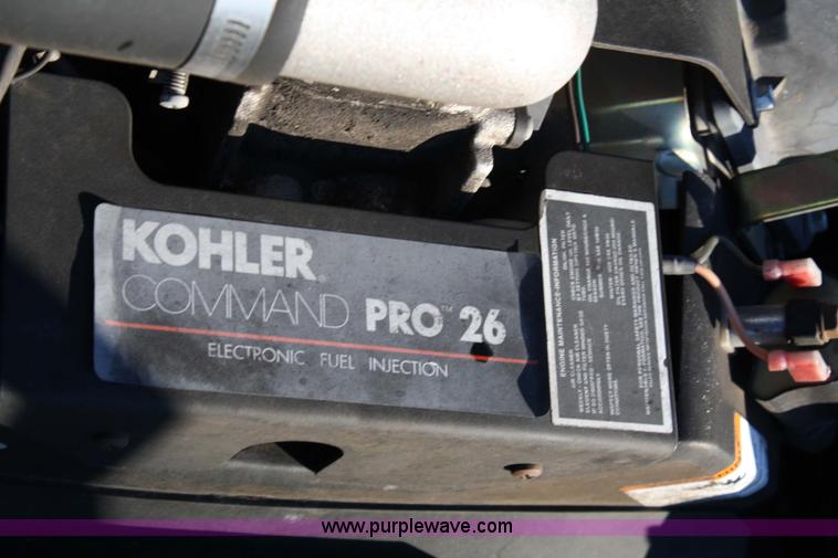 image for item 4864 2001 Toro Z-Master 286E zero-turn mower