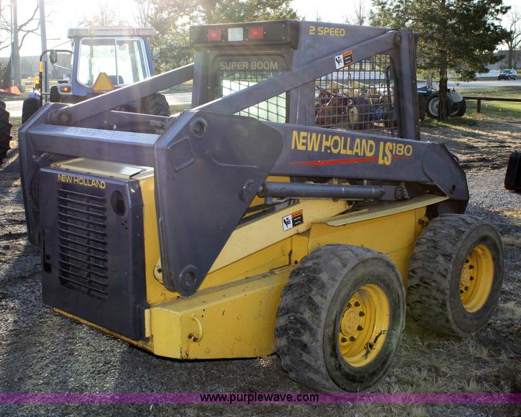 image for item 4868 2001 New Holland LS180 skid steer
