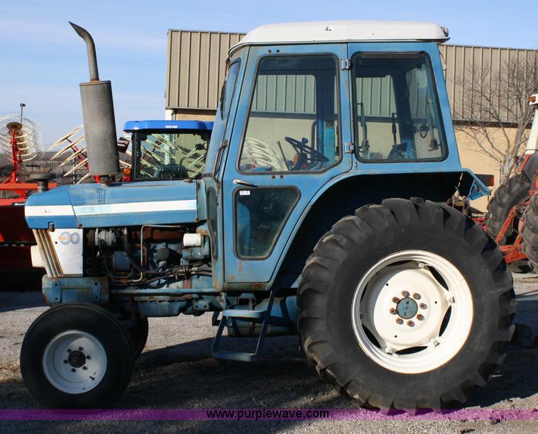 image for item 4869 1988 Ford 6610 tractor