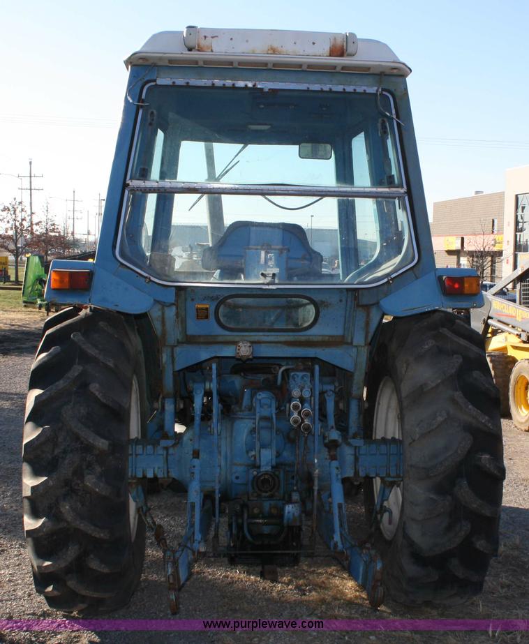 image for item 4869 1988 Ford 6610 tractor