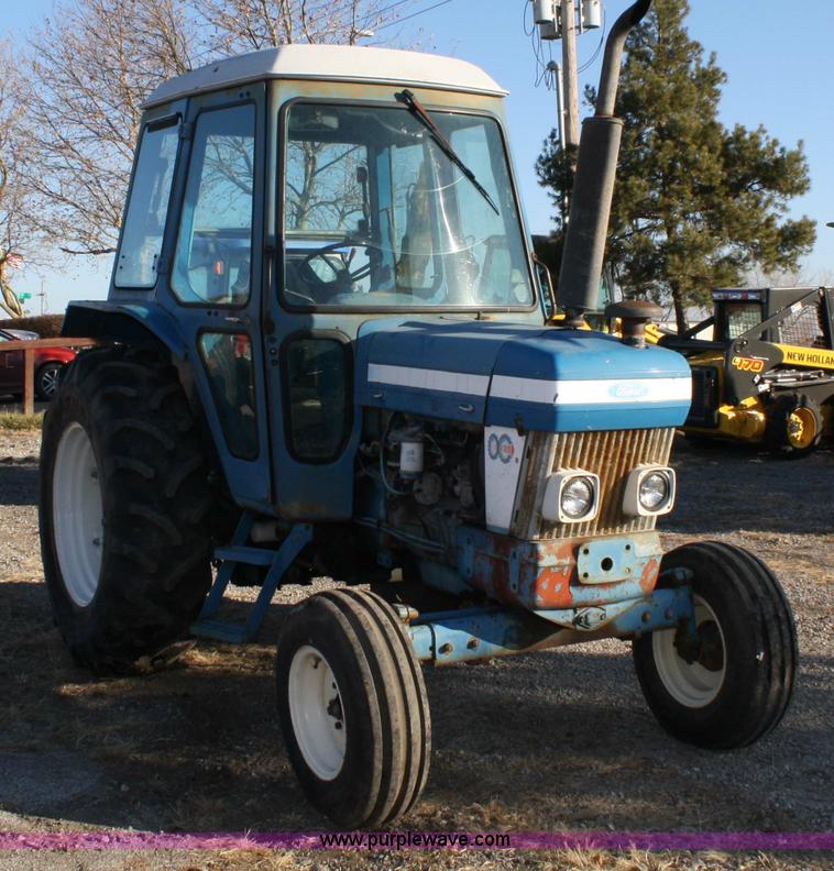 image for item 4869 1988 Ford 6610 tractor