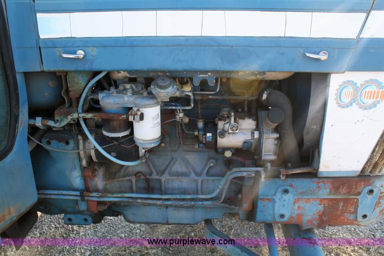 image for item 4869 1988 Ford 6610 tractor