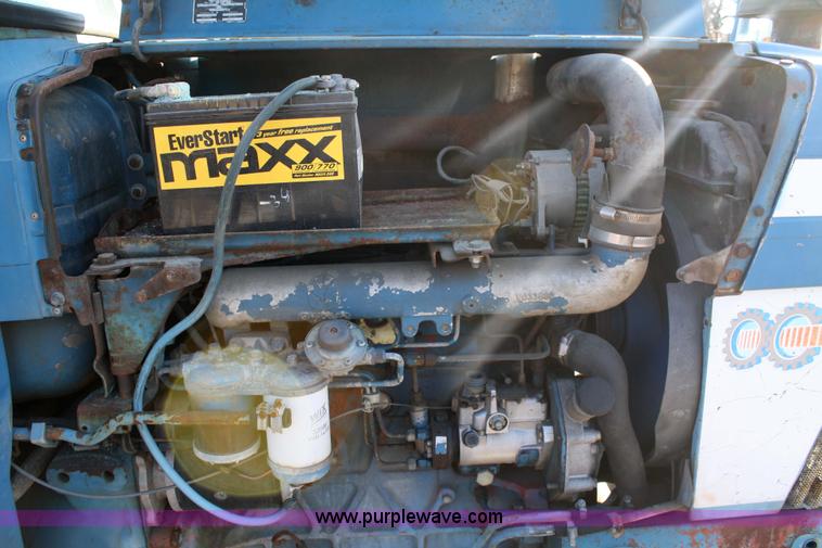 image for item 4869 1988 Ford 6610 tractor