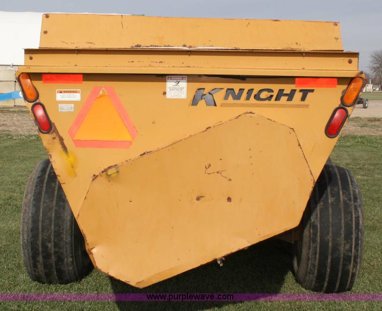 image for item 4883 2001 Knight 8018 Pro Twin manure spreader