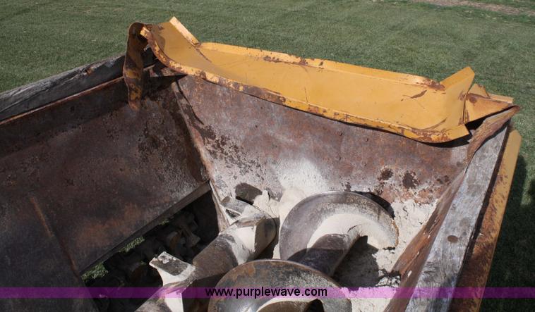 image for item 4883 2001 Knight 8018 Pro Twin manure spreader