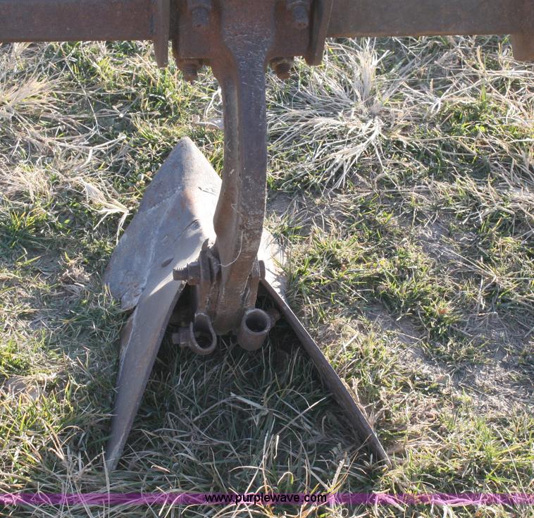 image for item 4910 Three point single row lister