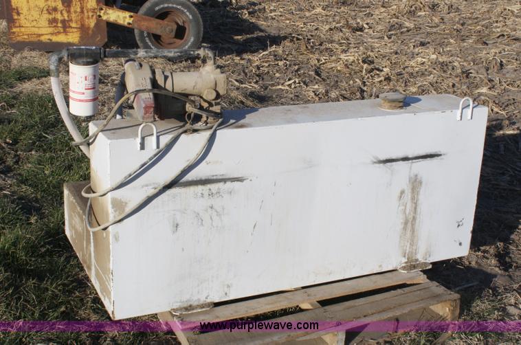 image for item 4973 105 gallon L-shaped fuel tank with pump