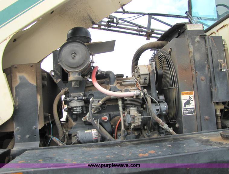 image for item 5138 1999 Willmar 6400 self-propelled sprayer