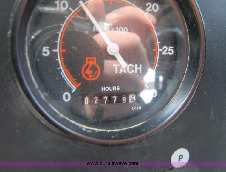 image for item 5138 1999 Willmar 6400 self-propelled sprayer