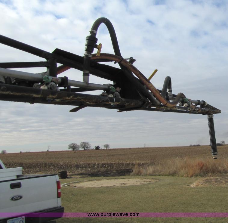 image for item 5138 1999 Willmar 6400 self-propelled sprayer