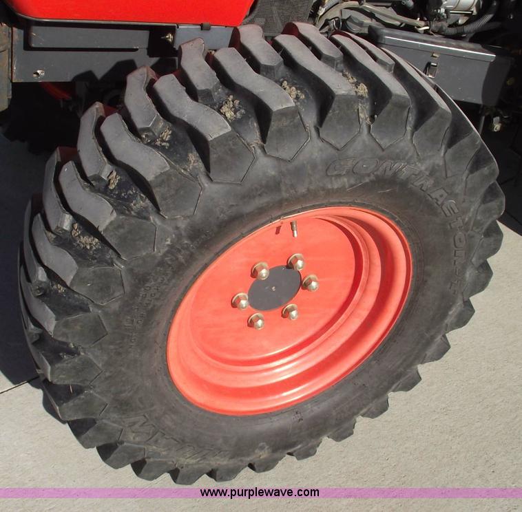 image for item 5452 2006 Kubota M5700 4WD cab tractor