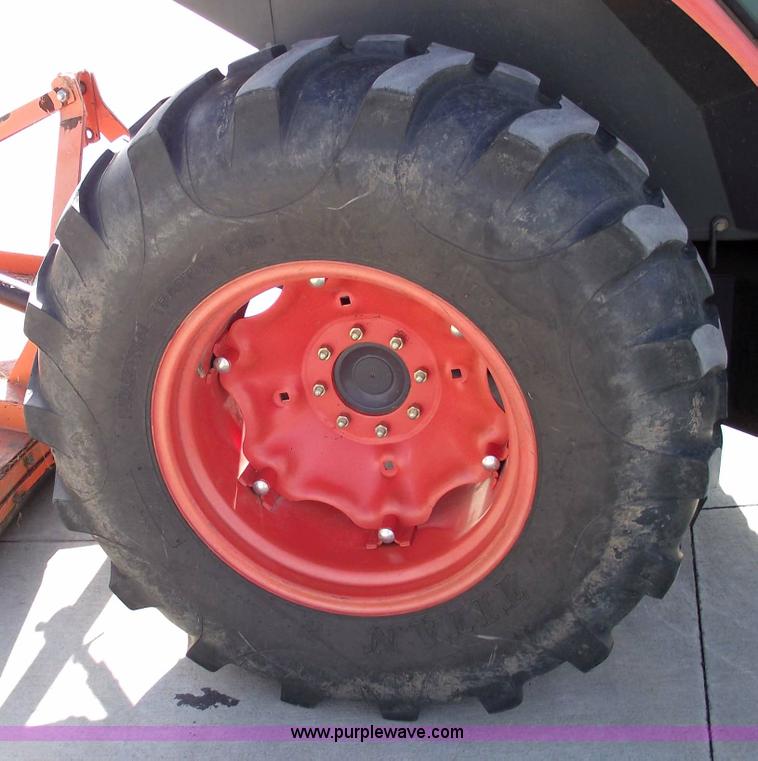 image for item 5452 2006 Kubota M5700 4WD cab tractor