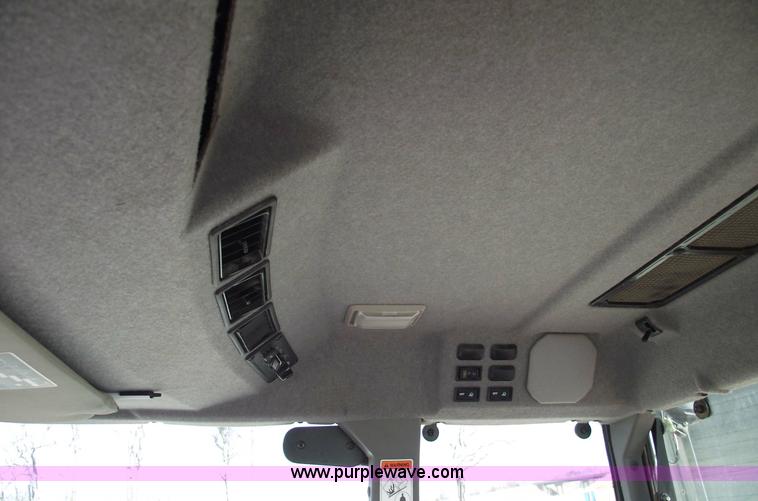 image for item 5452 2006 Kubota M5700 4WD cab tractor