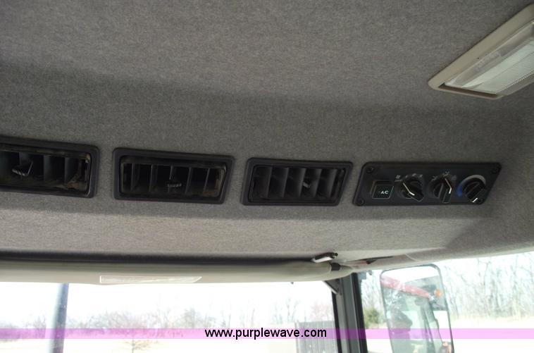 image for item 5452 2006 Kubota M5700 4WD cab tractor