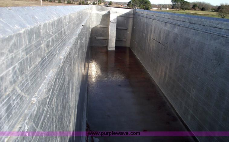 image for item 5537 1987 Trailstar 36' high-cube dump end trailer