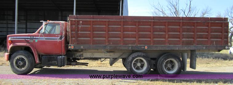 image for item 5607 1978 Chevrolet C65 grain truck