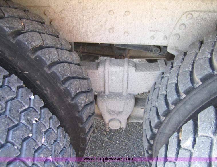 image for item 5607 1978 Chevrolet C65 grain truck