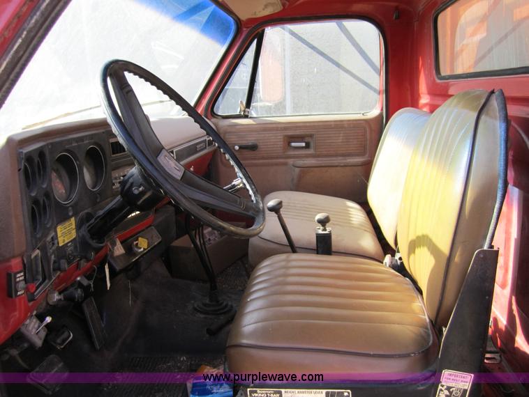 image for item 5607 1978 Chevrolet C65 grain truck