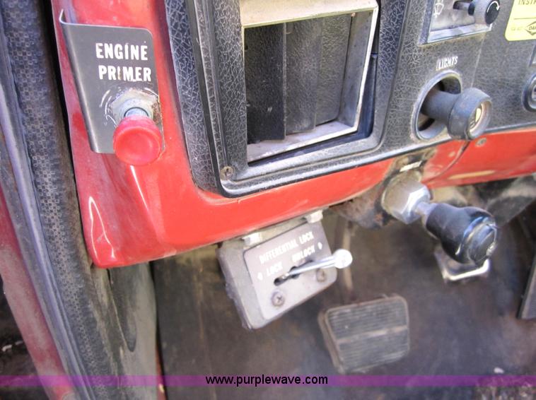 image for item 5607 1978 Chevrolet C65 grain truck