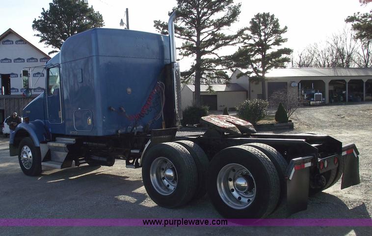 image for item 5959 1998 Kenworth T800 semi truck