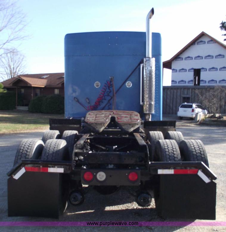 image for item 5959 1998 Kenworth T800 semi truck