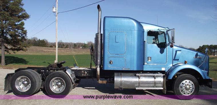 image for item 5959 1998 Kenworth T800 semi truck