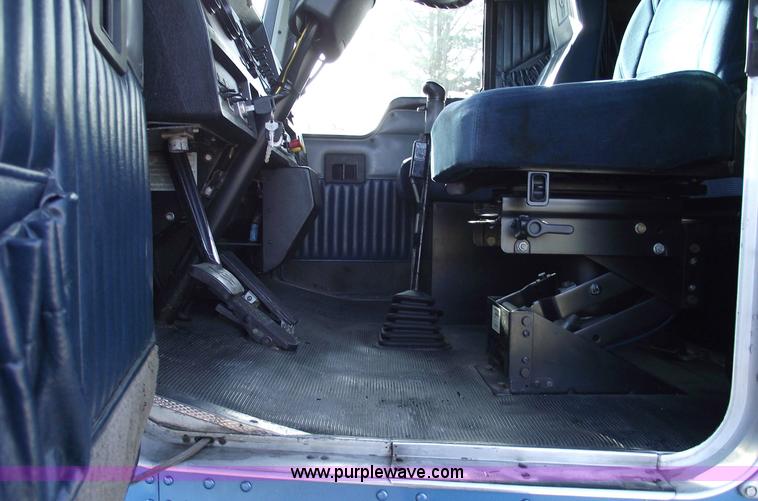 image for item 5959 1998 Kenworth T800 semi truck