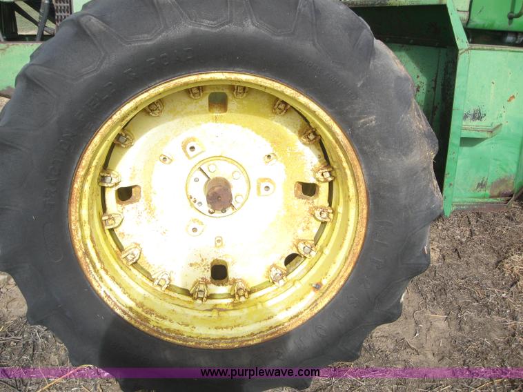 image for item 6250 1984 John Deere 8630 MFWD tractor
