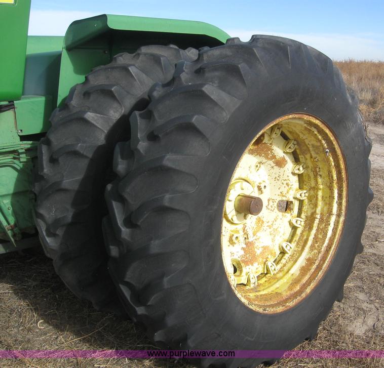 image for item 6250 1984 John Deere 8630 MFWD tractor