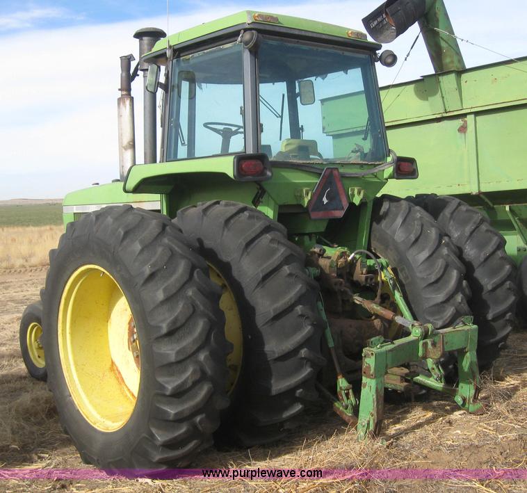 image for item 6251 1974 John Deere 4630 tractor