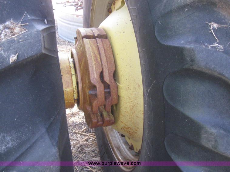 image for item 6251 1974 John Deere 4630 tractor