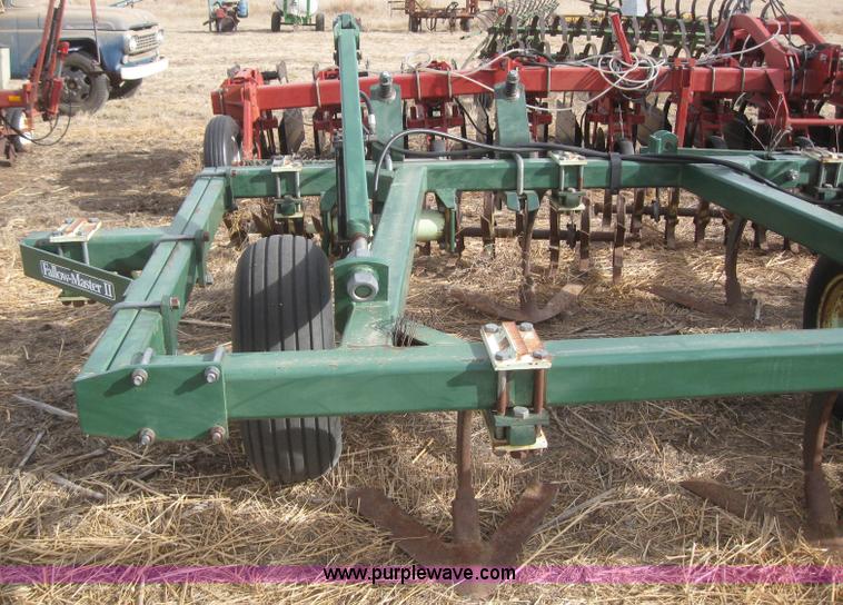 image for item 6266 QuinStar FM fallow master