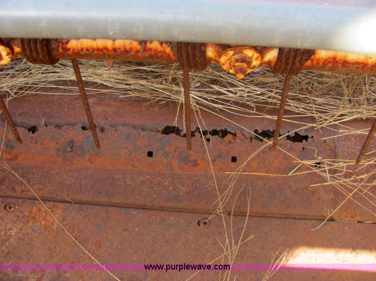 image for item 6692 Hesston 6450 self-propelled swather