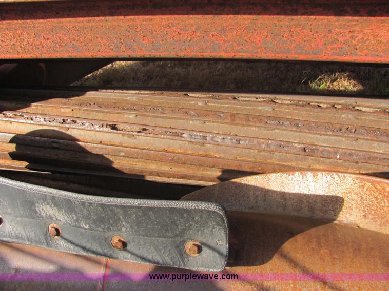 image for item 6692 Hesston 6450 self-propelled swather