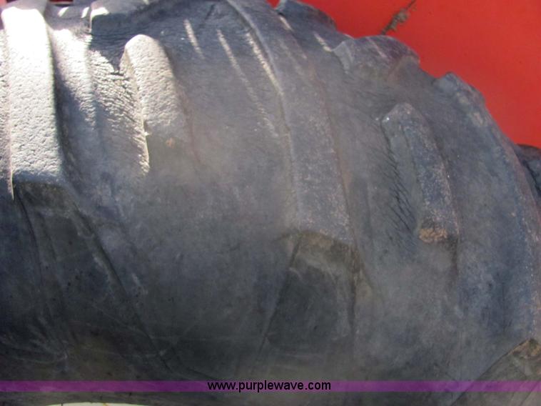 image for item 6692 Hesston 6450 self-propelled swather