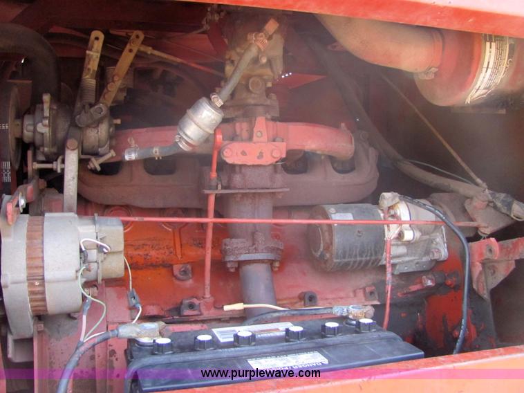 image for item 6692 Hesston 6450 self-propelled swather