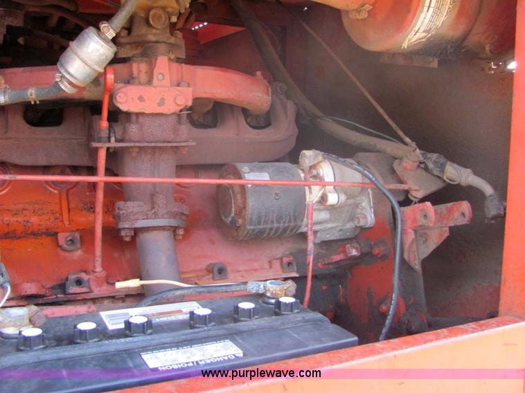 image for item 6692 Hesston 6450 self-propelled swather