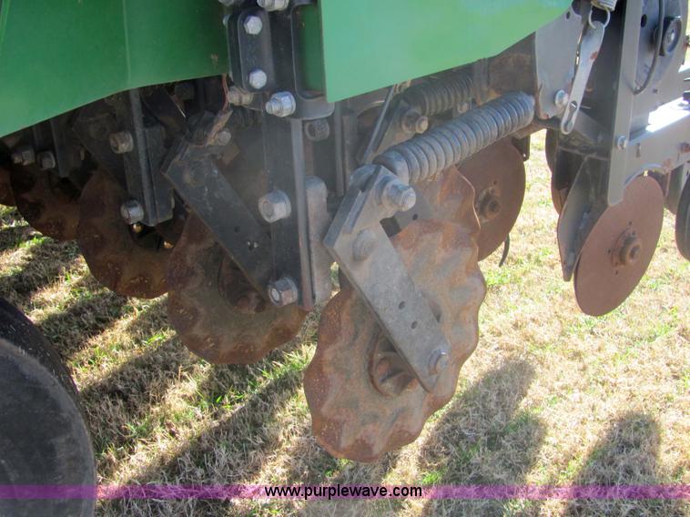 image for item 6706 Great Plains 3N-3010P 30' folding precision no-till drill