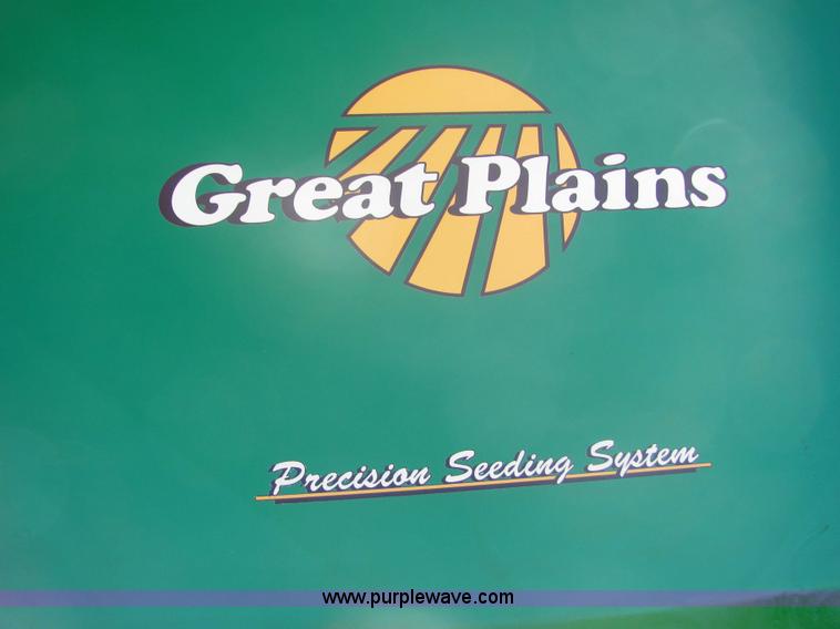 image for item 6706 Great Plains 3N-3010P 30' folding precision no-till drill