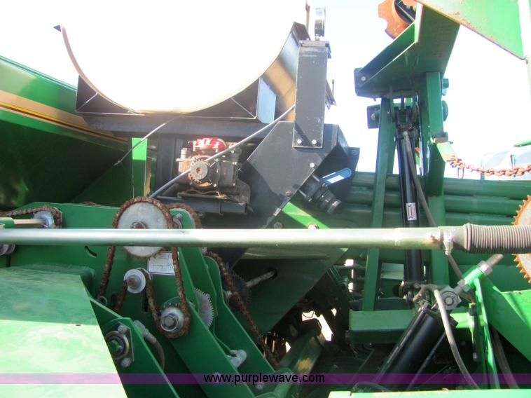 image for item 6706 Great Plains 3N-3010P 30' folding precision no-till drill