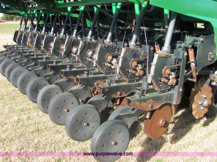 image for item 6706 Great Plains 3N-3010P 30' folding precision no-till drill