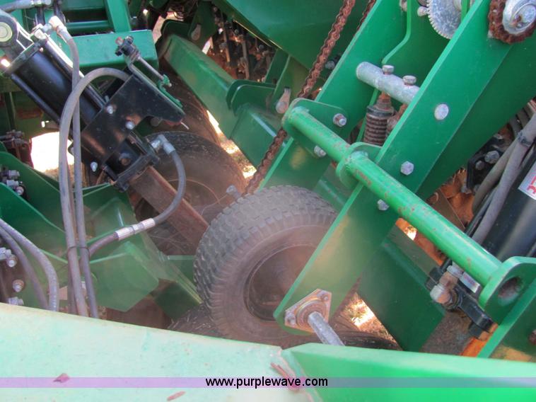 image for item 6706 Great Plains 3N-3010P 30' folding precision no-till drill