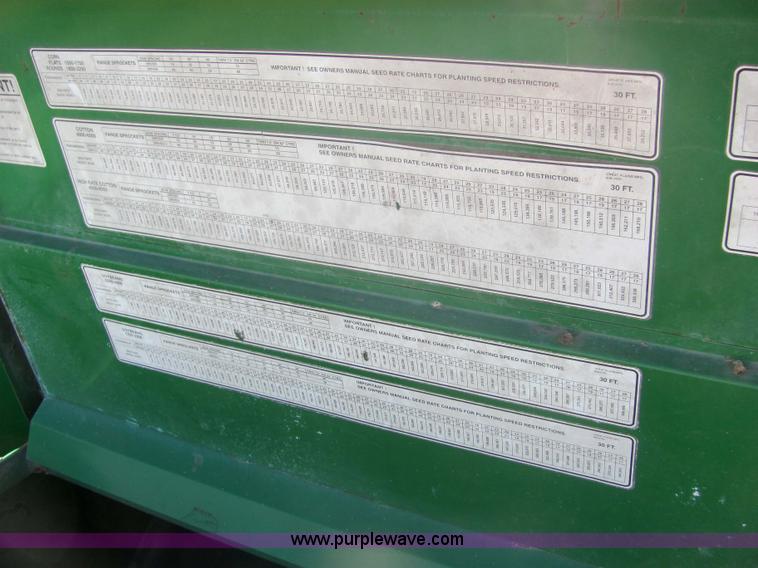 image for item 6706 Great Plains 3N-3010P 30' folding precision no-till drill