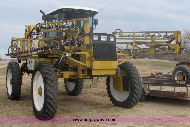image for item 6757 Ag-Chem RoGator 854 self-propelled sprayer