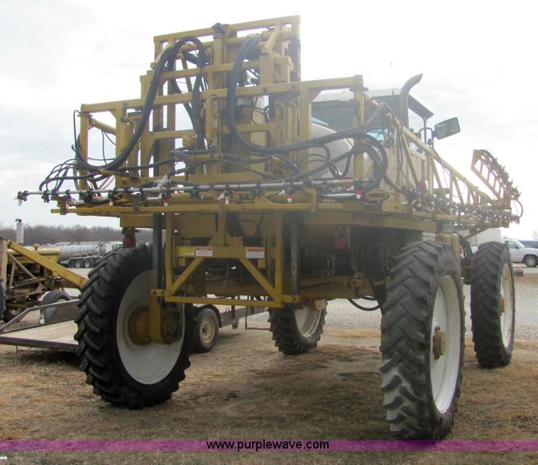 image for item 6757 Ag-Chem RoGator 854 self-propelled sprayer