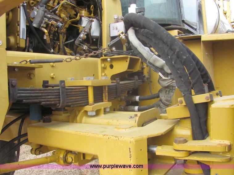 image for item 6757 Ag-Chem RoGator 854 self-propelled sprayer