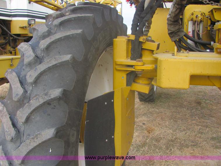 image for item 6757 Ag-Chem RoGator 854 self-propelled sprayer