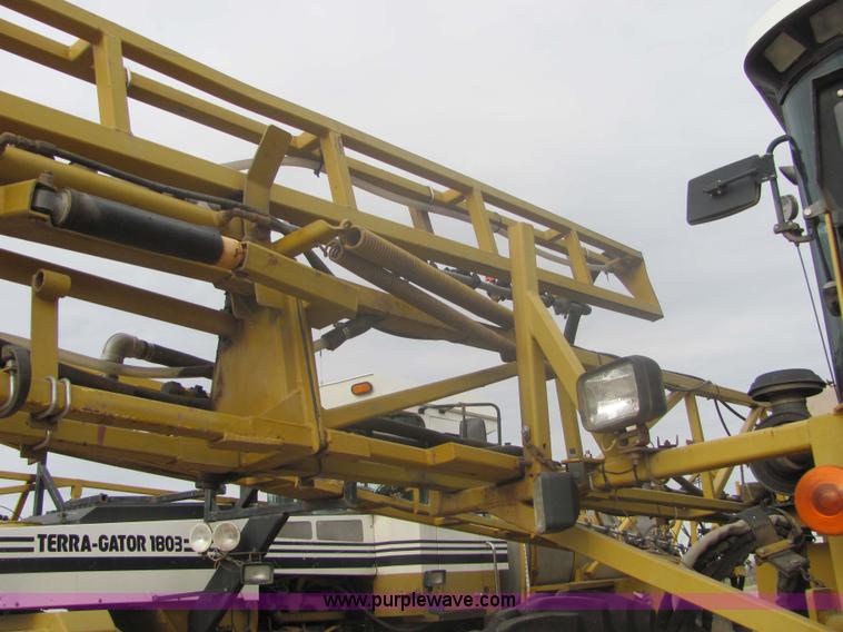 image for item 6757 Ag-Chem RoGator 854 self-propelled sprayer